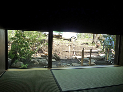 茶庭　和室から