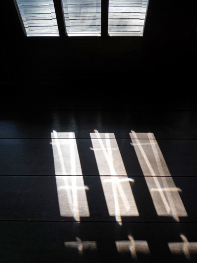 カットガラス影